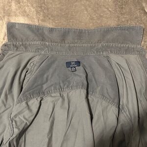GAP Gray Button-Up Shirt